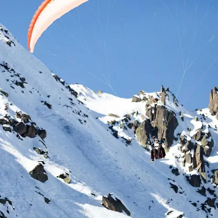 Chalet Des Cimes - Year