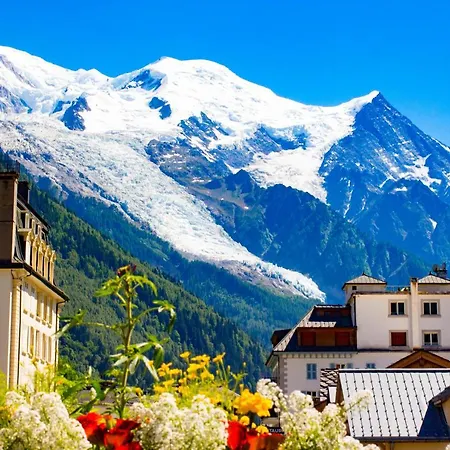 Des Cimes - Year Chalé Chamonix
