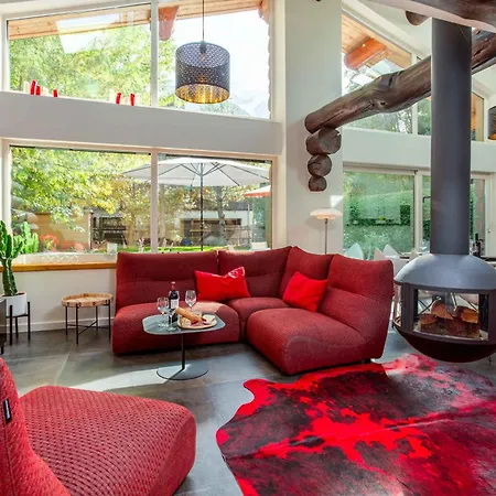 Des Cimes - Year Chamonix